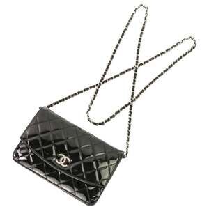 CHANEL Brilliant Patent Matelassé Wallet Chain Handbag A48692 Black Women's